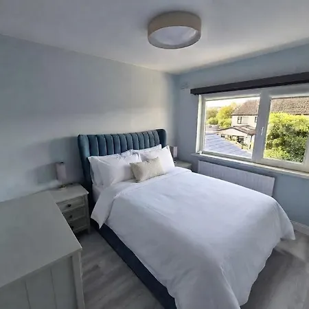Cozy House In Dun Laoghaire *